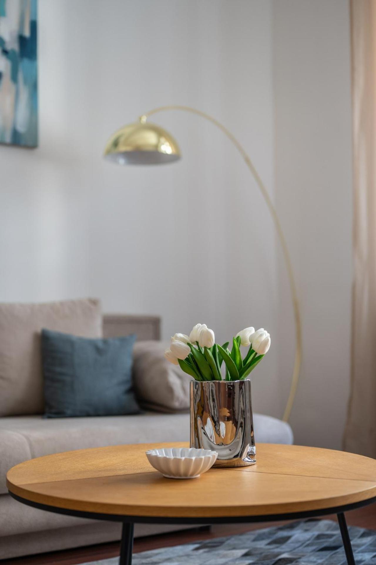 בודפשט Deluxe And Cozy City Center Suite For 8Ppl מראה חיצוני תמונה